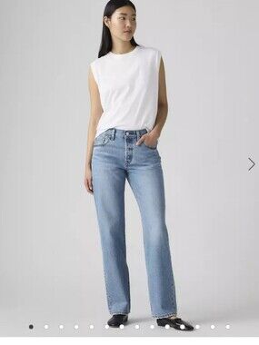Levi's 90s Light Blue Straight-Leg Jeans